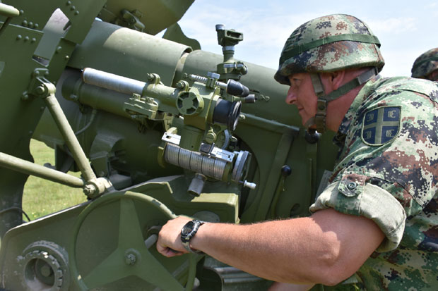 Ватрени скок 2018 – вежба српских артиљераца (ФОТО)